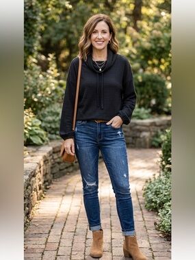 Max Studio Cowl Neck, size M